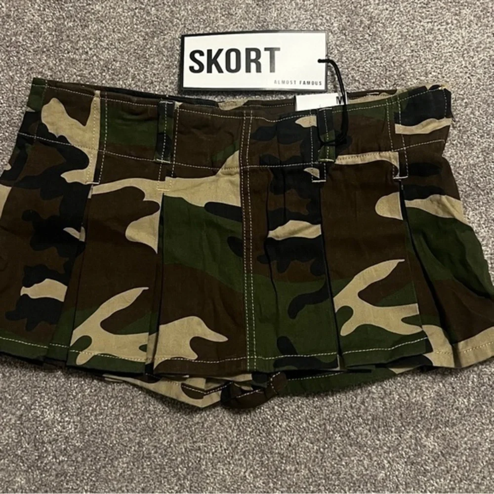 Almost Famous Camouflage Skort - Picture 1 of 5